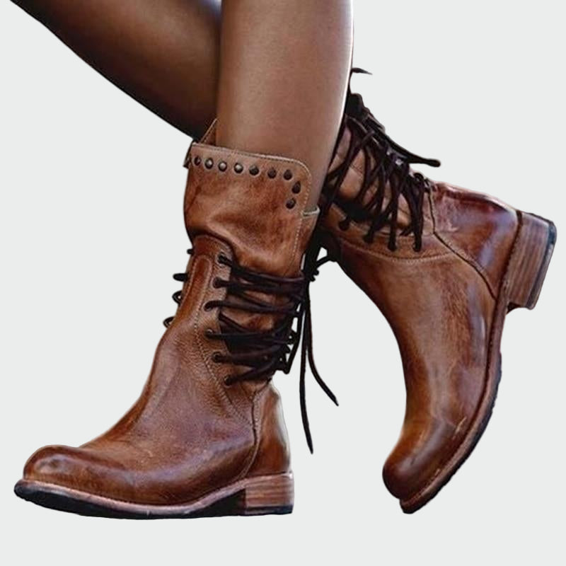 Elegant Boots with Laces