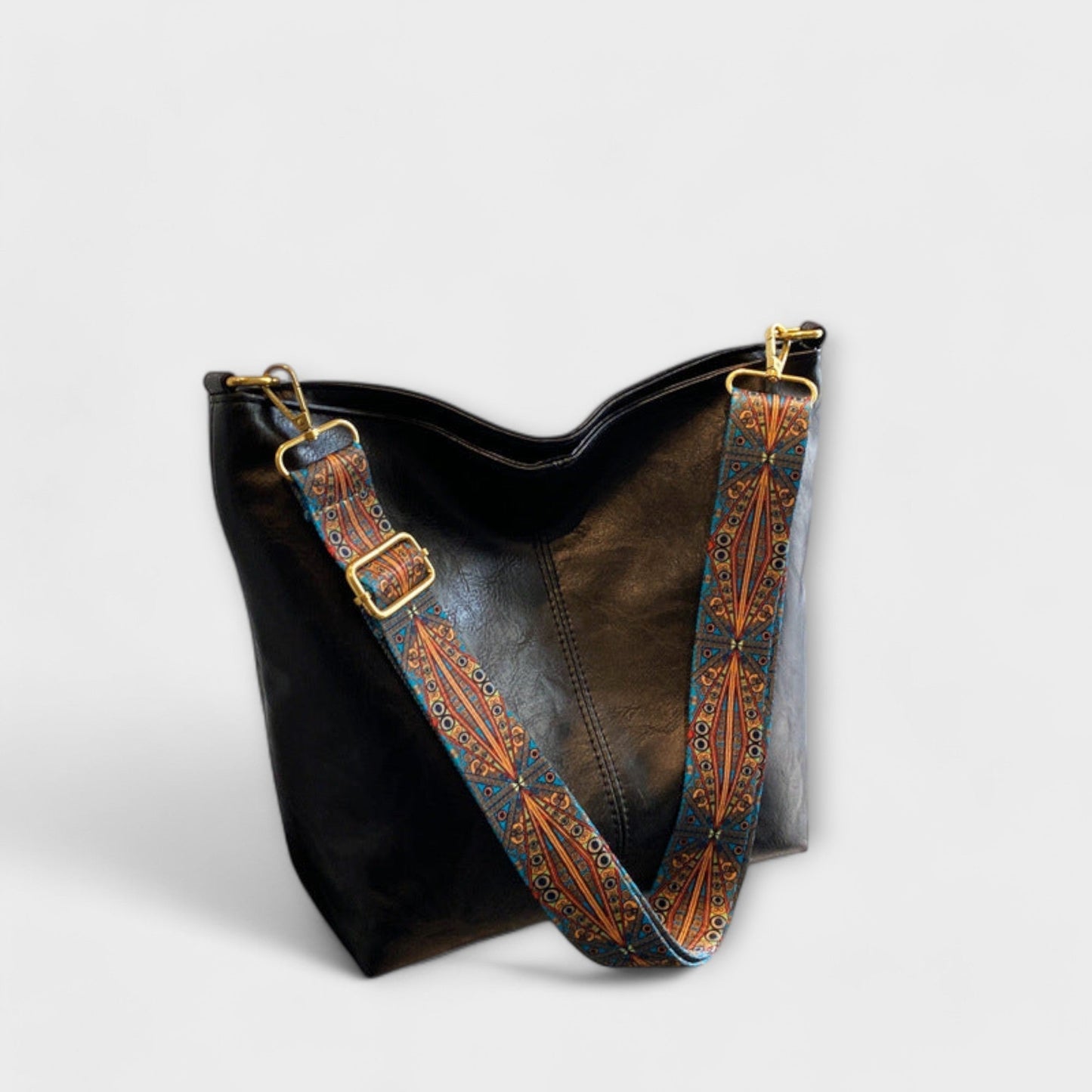 Aurora - Elegant Vintage Handbag